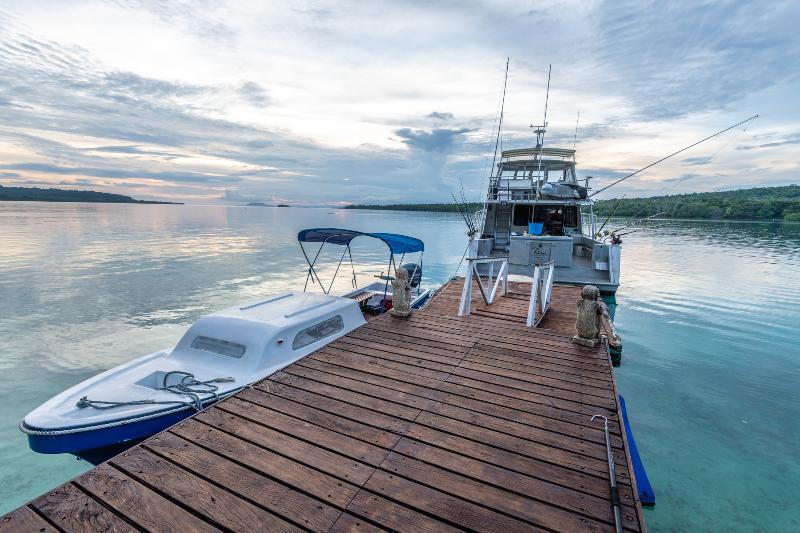 Ratua Private Island Resort Aimbuei Bay Bagian luar foto