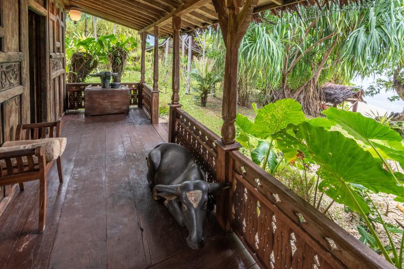 Ratua Private Island Resort Aimbuei Bay Bagian luar foto