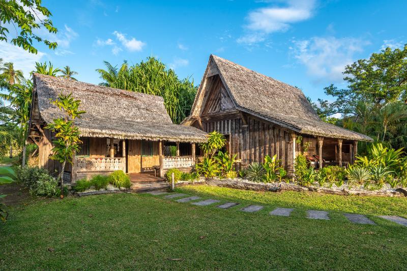 Ratua Private Island Resort Aimbuei Bay Bagian luar foto